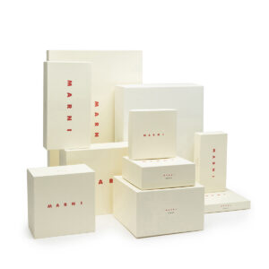 Champagne flute camelia aubergine Midnight Flowers - Image 5